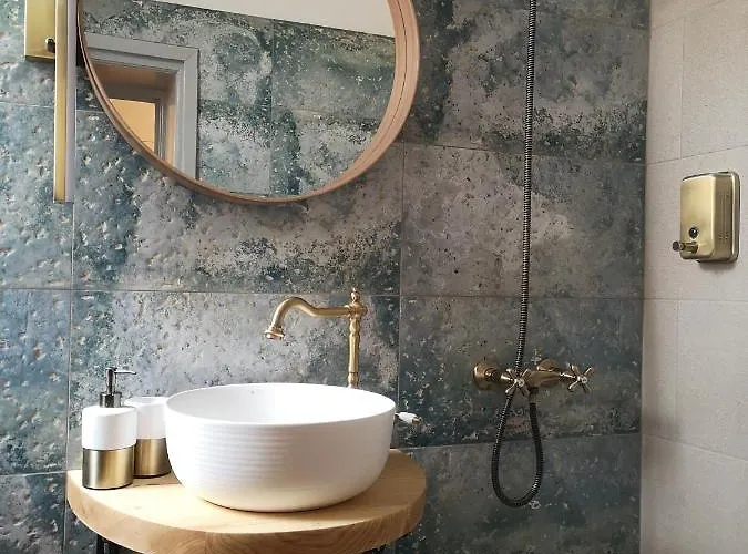 Codicei Апартаменти Брашов